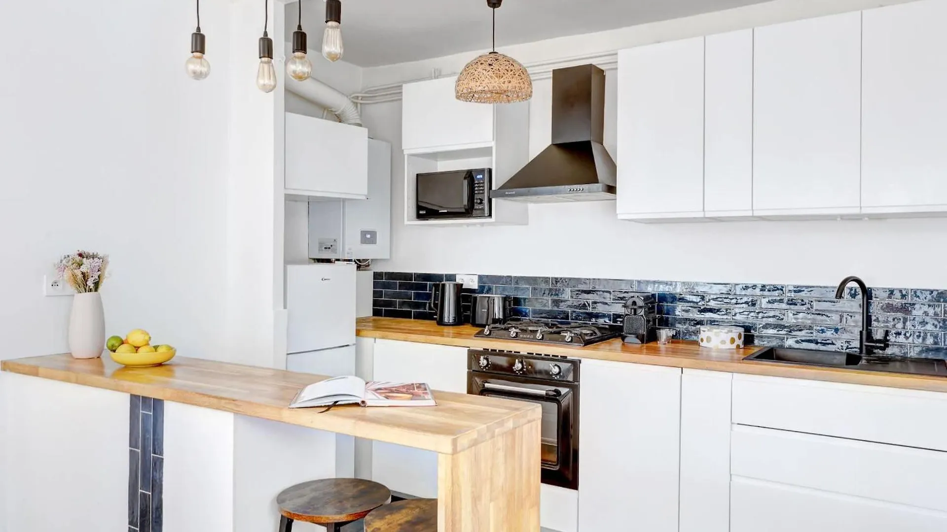 1Br Bastille & Marais & Place Des Vosges 0*, Parijs